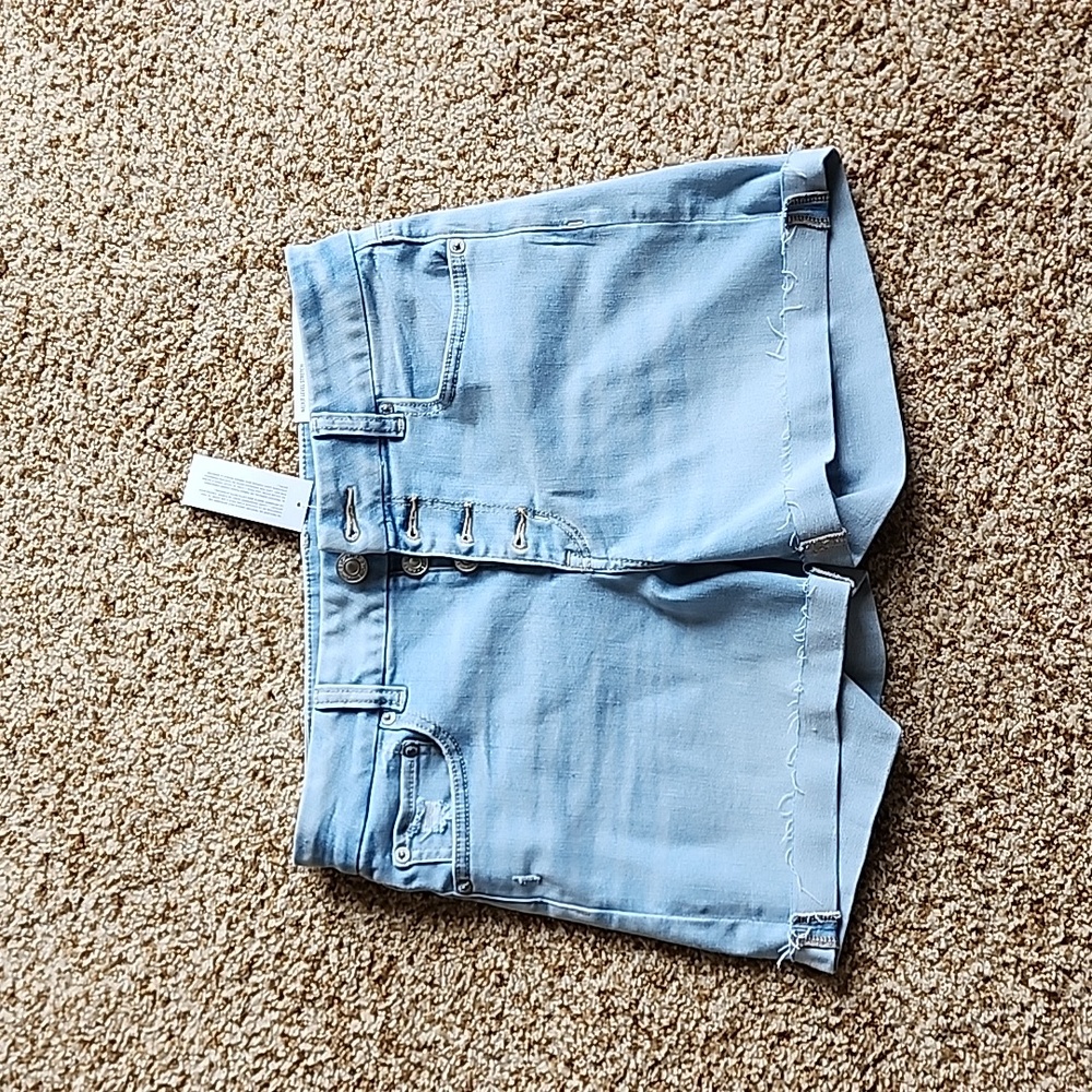 NWT American Eagle midi shorts